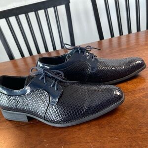 Elegant Black Textured Oxfords